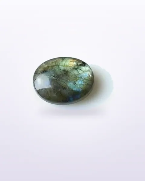 Labradorite – 15.35 ct, Oval from Africa