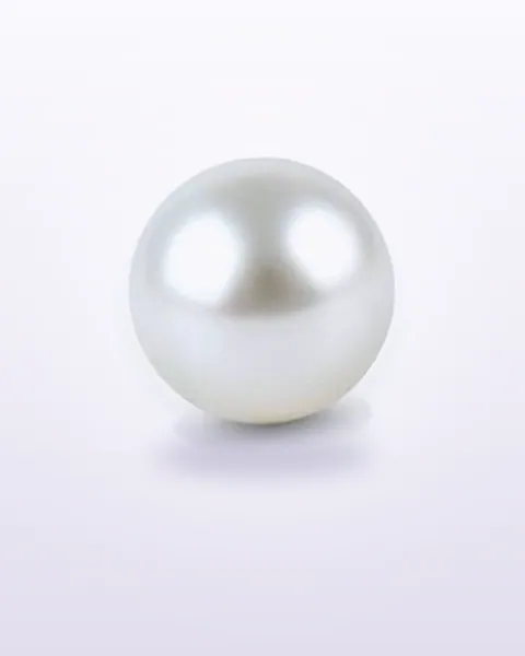 Pearl – 10.95 ct, Oval